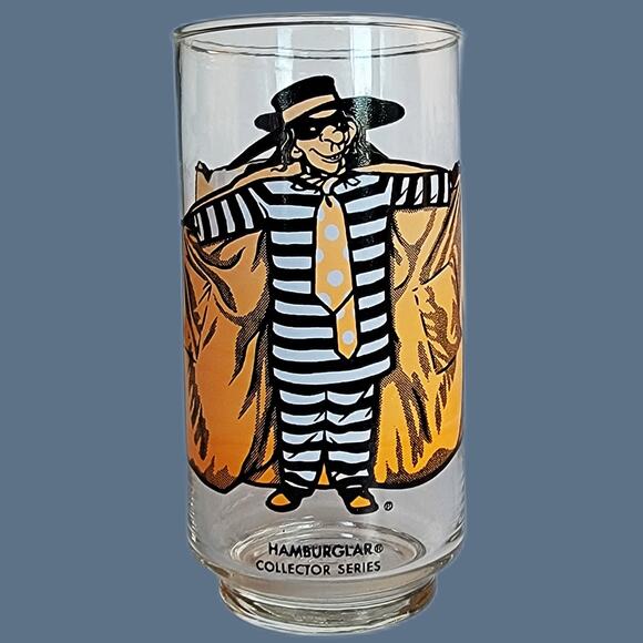 Vintage 1960s-1980s Character Glasses, Mixed Set of Four - Picture 4 of 5